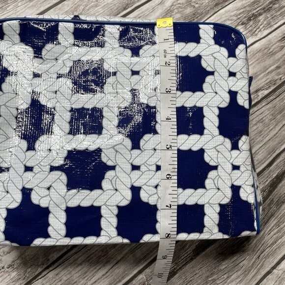 Bella Toiletry Bag Navy White Rope Knot Print Travel Cosmetic Case NWT - Picture 11 of 12